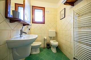 Гостевой дом Trattoria Al Gallo Бран Небольшой двухместный номер с 1 кроватью-6