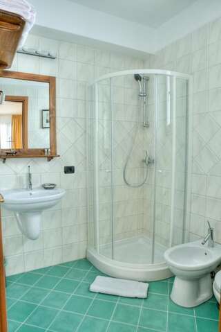 Гостевой дом Trattoria Al Gallo Бран Двухместный номер с 1 кроватью-60